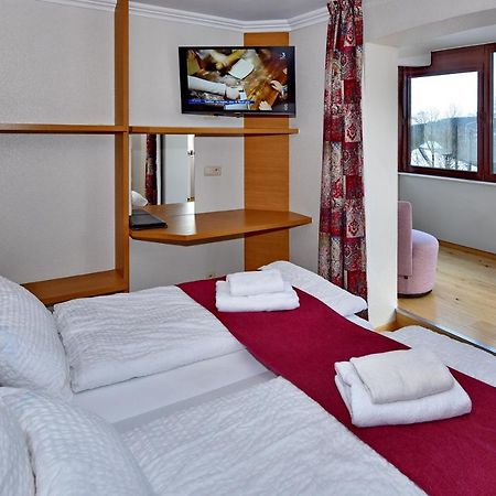 Hotel Du Lac Butgenbach Exteriör bild